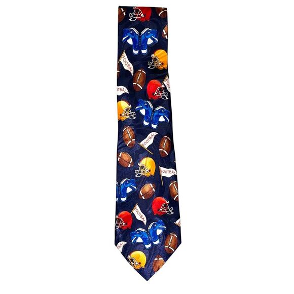 Steven Harris Hand Made Football Theme Tie - Picture 3 of 10